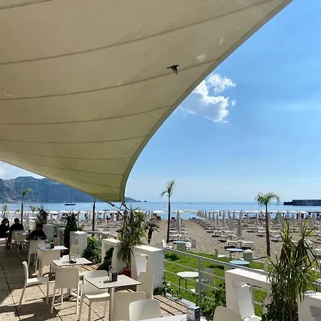 Il Balcone Sul Mare * גיארדיני נאקסוס